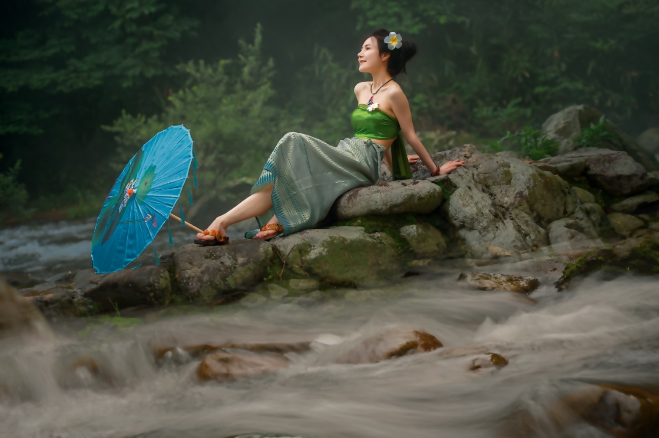 [YITUYU艺图语] 2021.07.23 九寨风情 颗颗树 [38P/212MB]