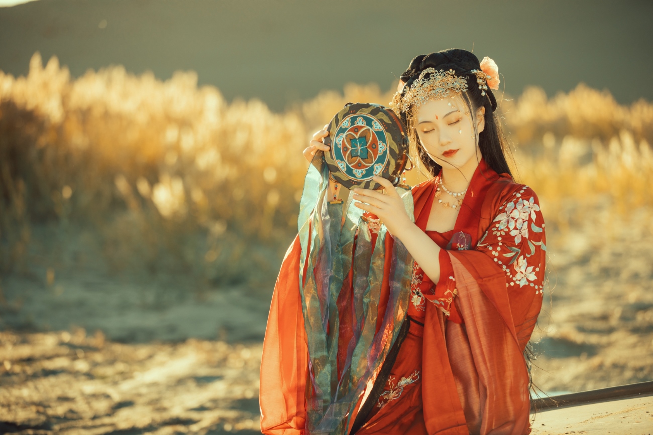 [YITUYU艺图语] 2021.08.17 西洲 碧山 [22P/366MB]