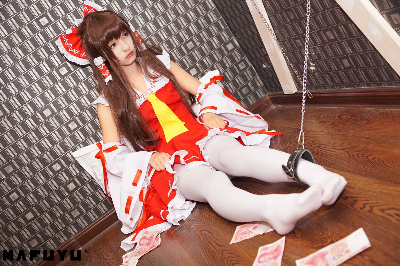 神楽板真冬 - COS Reimu猫娘系列套图[104P/1.75GB]