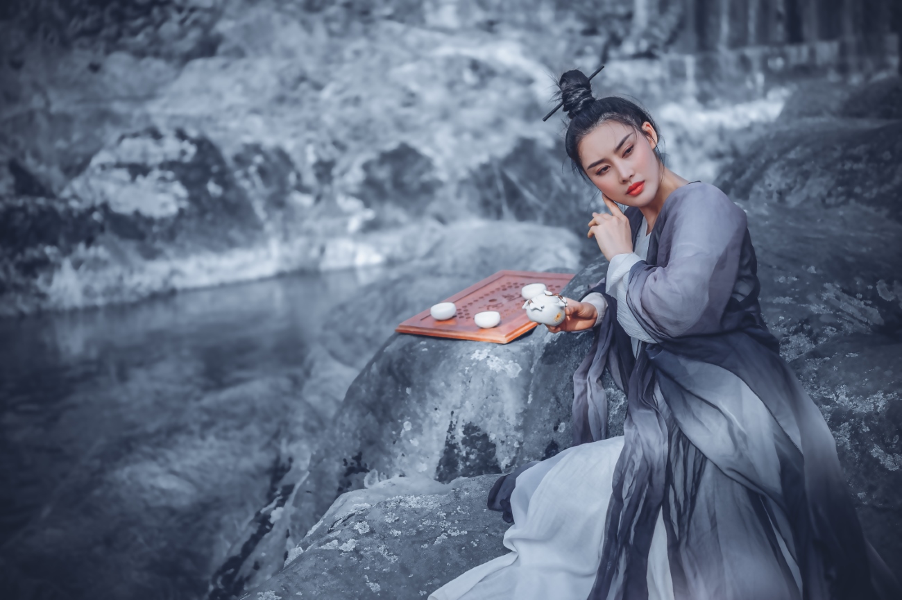 [YITUYU艺图语] 2021.08.06 水清酿酒，墨浅弄云 敏敏 [32P/207MB]