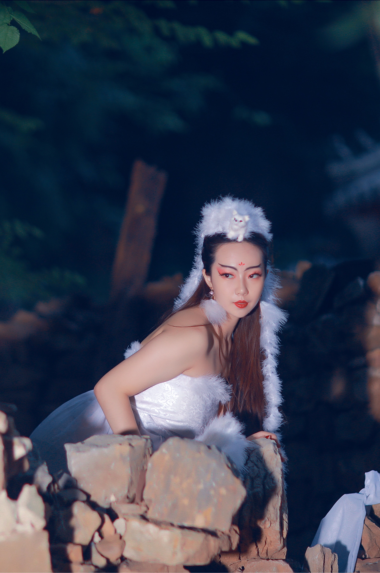 [YITUYU艺图语] 2021.08.16 白狐 小米 [19P/274MB]