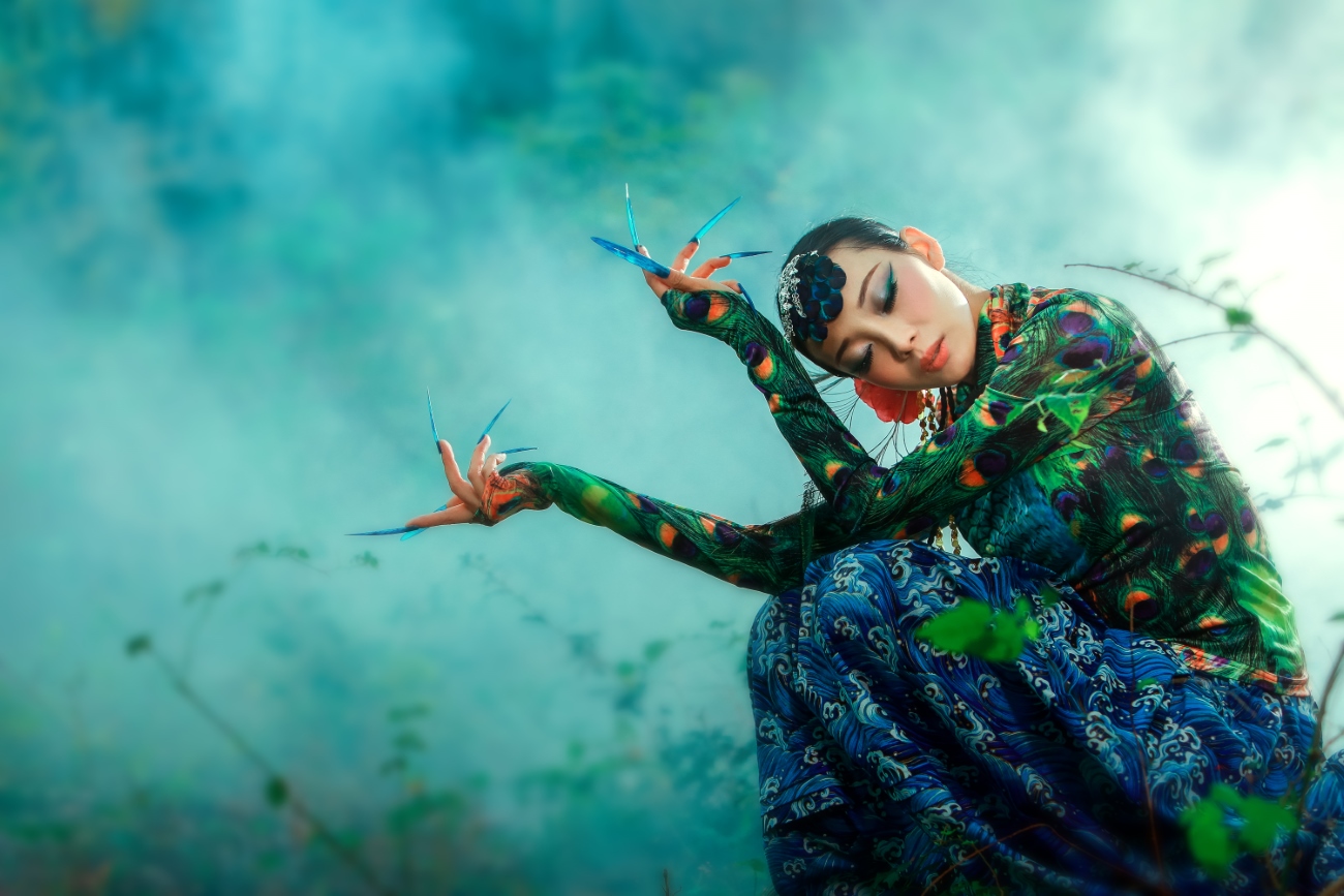 [YITUYU艺图语] 2021.08.18 孔雀林 青萧 [32P/314MB]