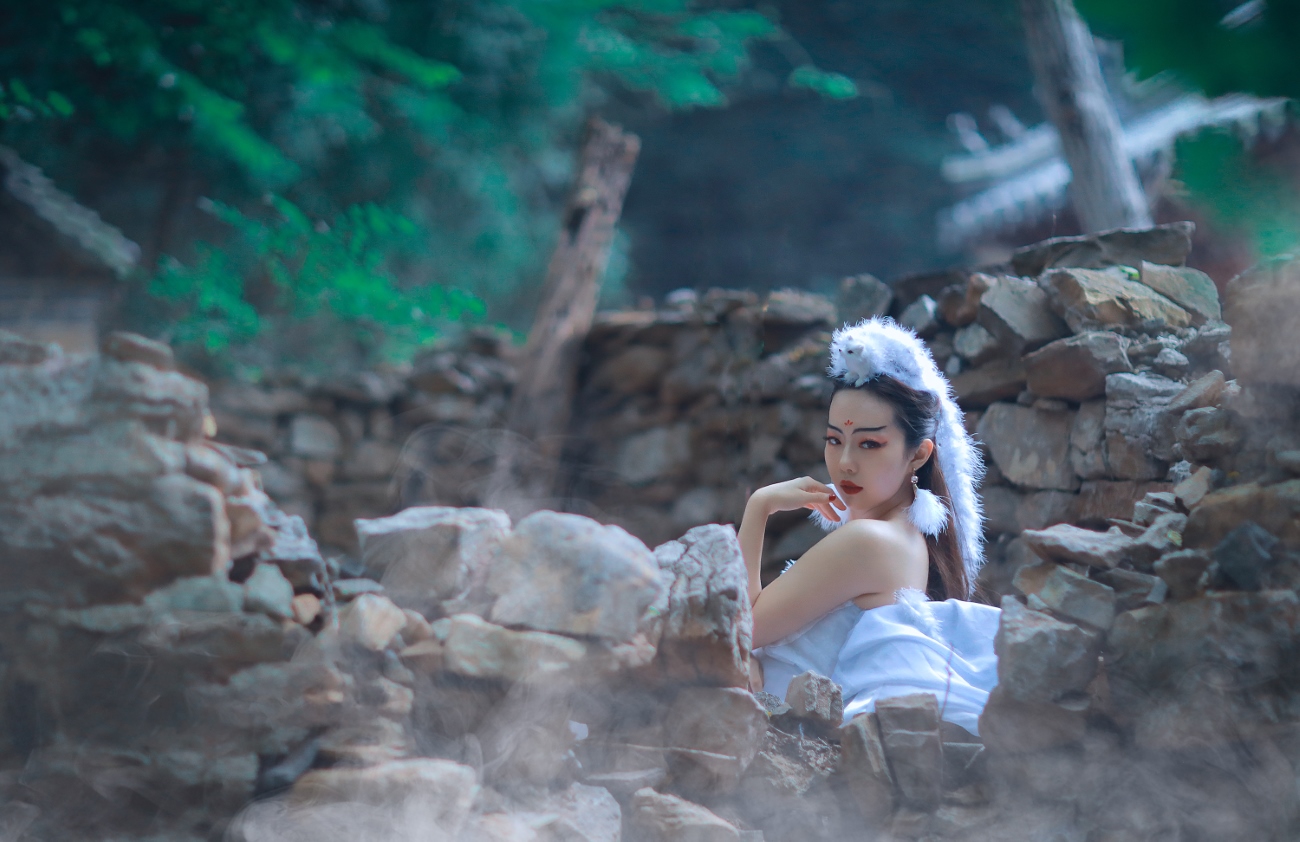 [YITUYU艺图语] 2021.08.16 白狐 小米 [19P/274MB]