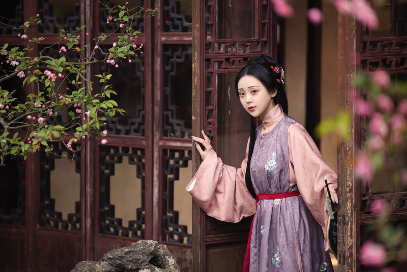 [YITUYU艺图语] 2021.07.16 海棠 煜月 [27P/376MB]