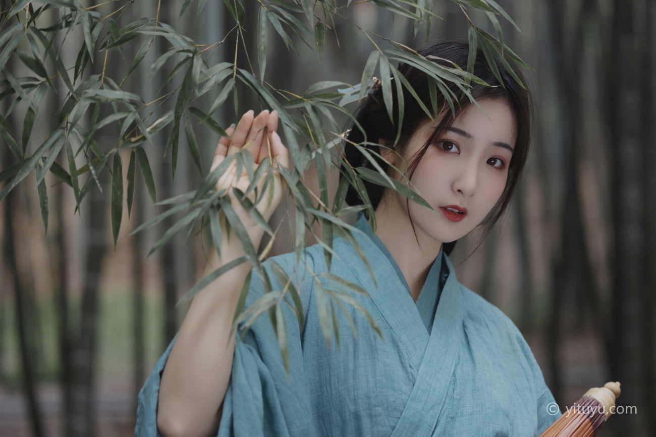 [YITUYU艺图语] 2021.06.14 盼 金儿 [25P/312MB]