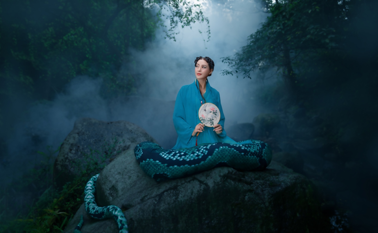 [YITUYU艺图语] 2021.08.06 青蛇梦 莲 [30P/149MB]