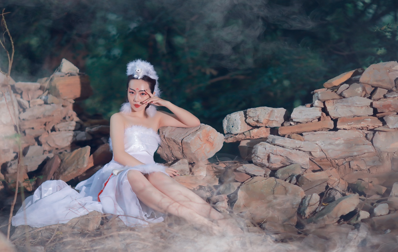 [YITUYU艺图语] 2021.08.16 白狐 小米 [19P/274MB]