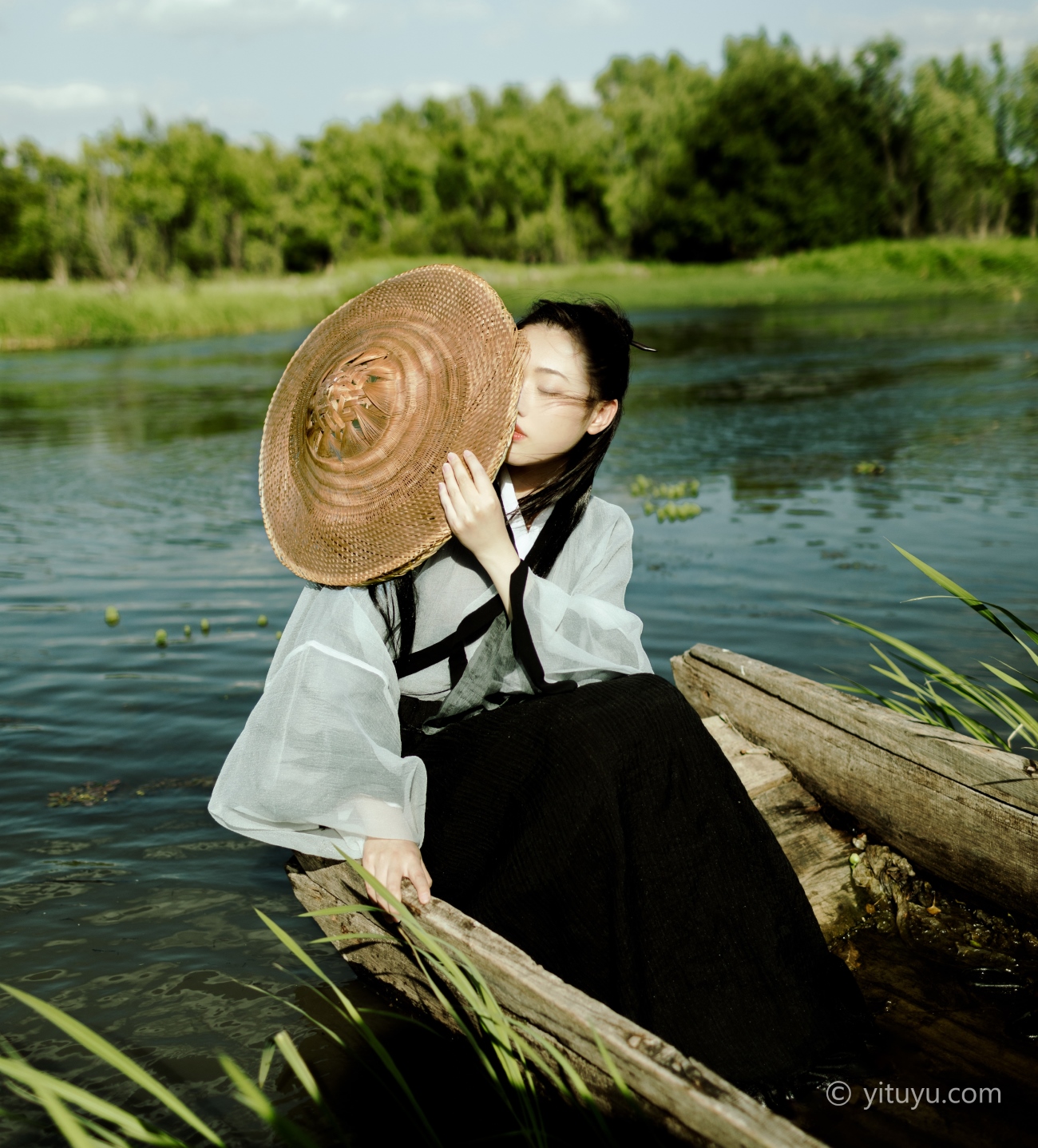 [YITUYU艺图语] 2021.06.09 风之子 静静 [21P/120MB]