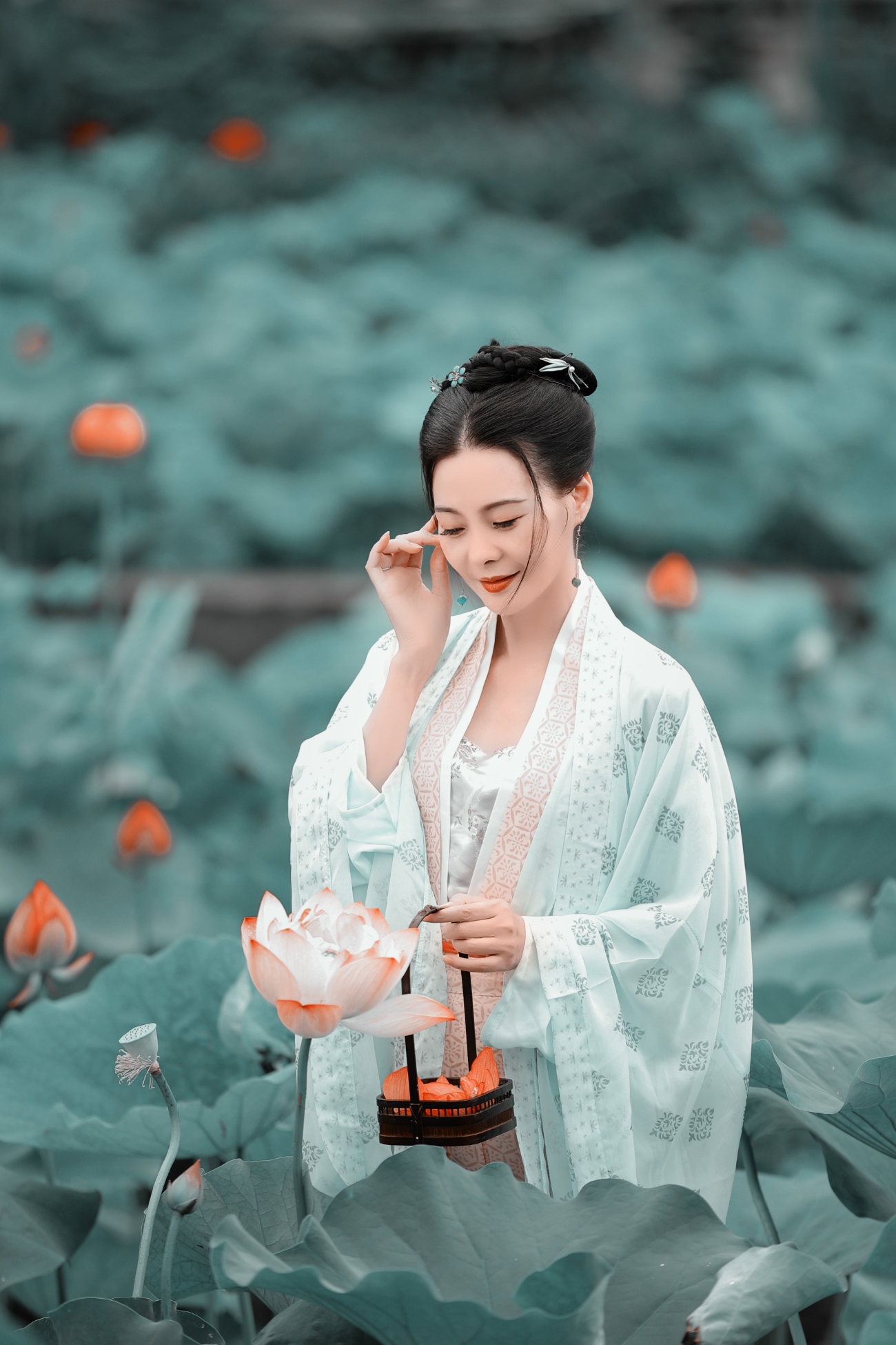 [YITUYU艺图语] 2021.08.16 采莲曲 莲 [31P/280MB]