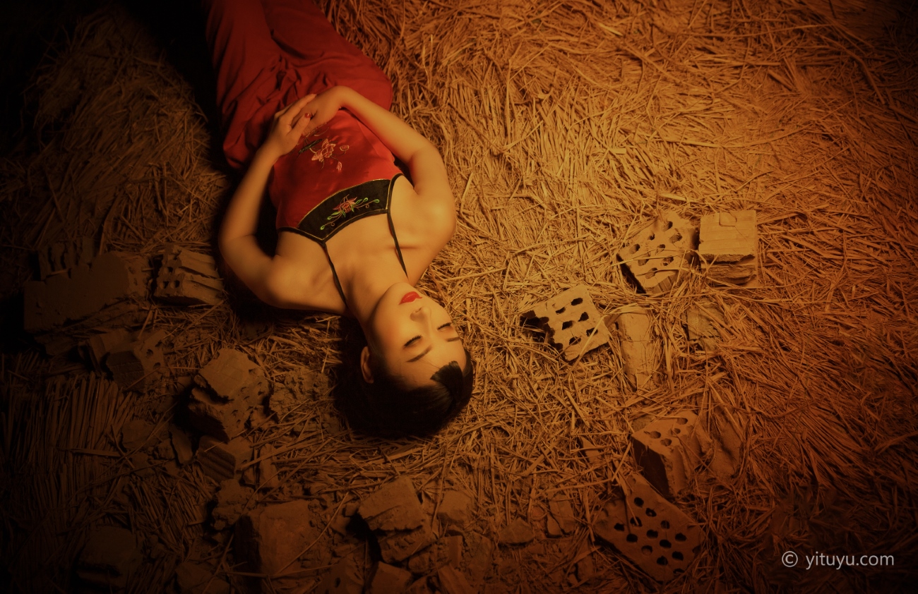 [YITUYU艺图语] 2021.06.07 红高粱・九儿 可可 [27P/336MB]