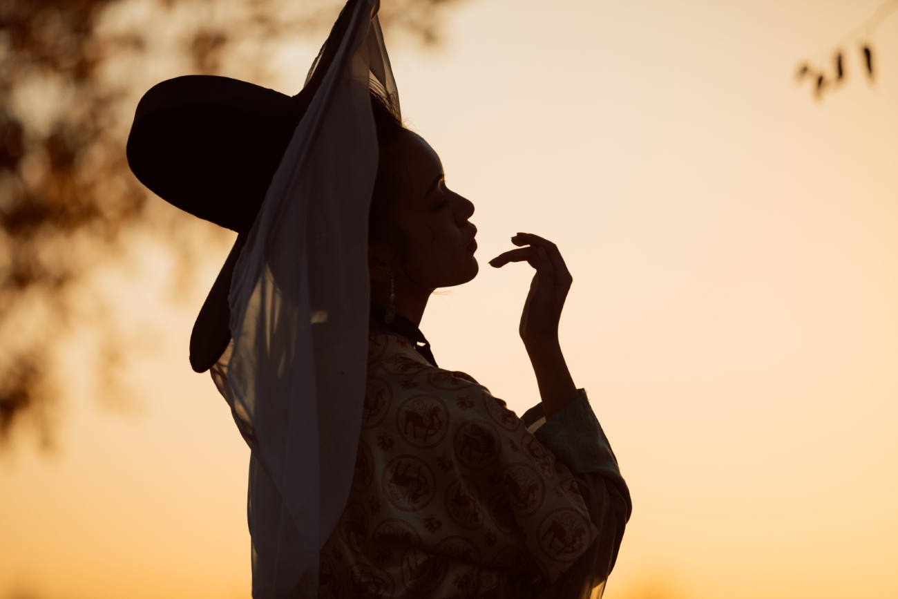 [YITUYU艺图语] 2021.08.18 携花 薄荷 [29P/458MB]