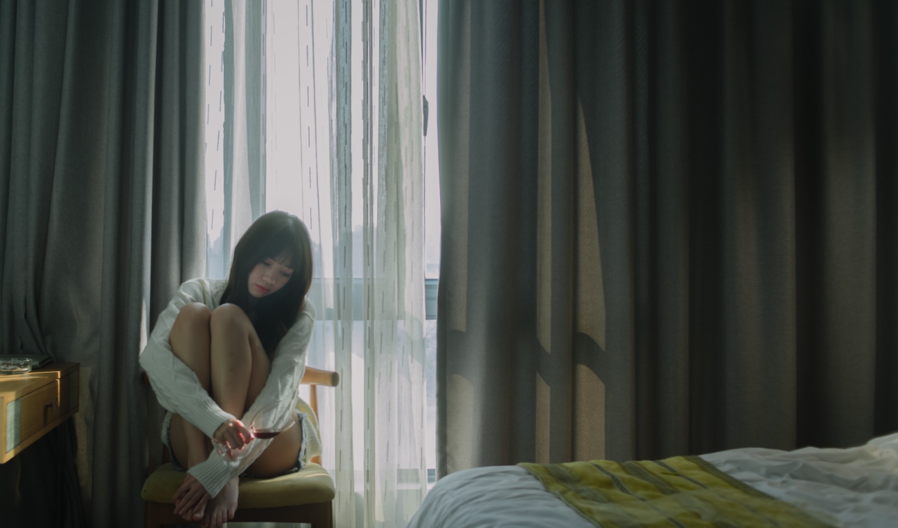 [YITUYU艺图语] 2021.07.30 他不爱我 晓君 [32P/245MB]