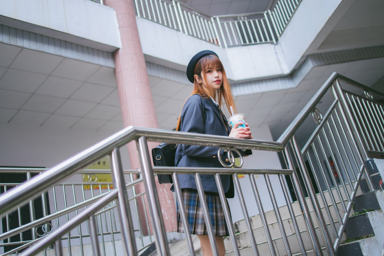 [YITUYU艺图语] 2021.08.02 放果后 欢欢 [32P/331MB]