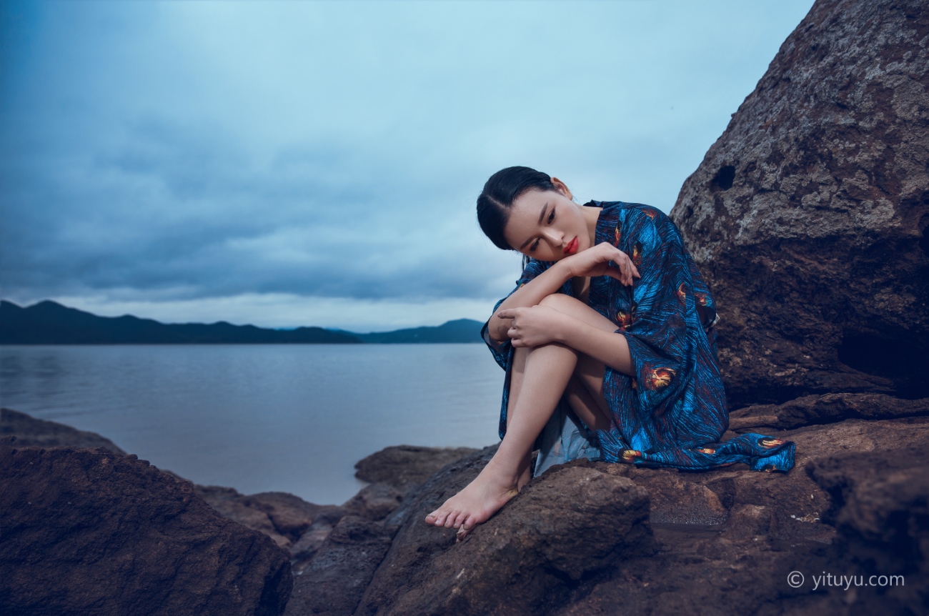 [YITUYU艺图语] 2021.06.25 一念成思 陽兒 [38P/515MB]