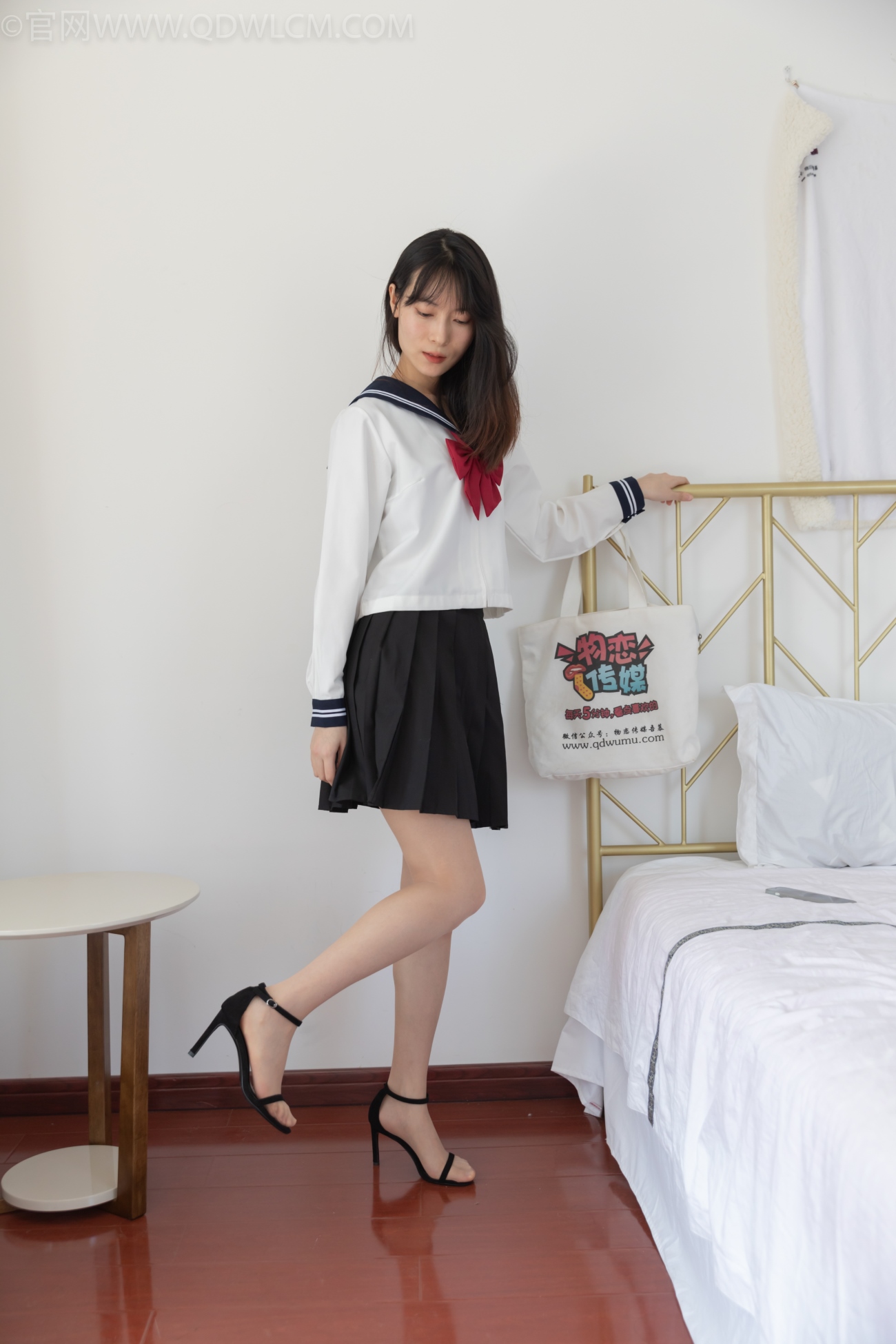物恋传媒 NO.1145 猫儿-JK混搭风[126P/1V/2.41GB]