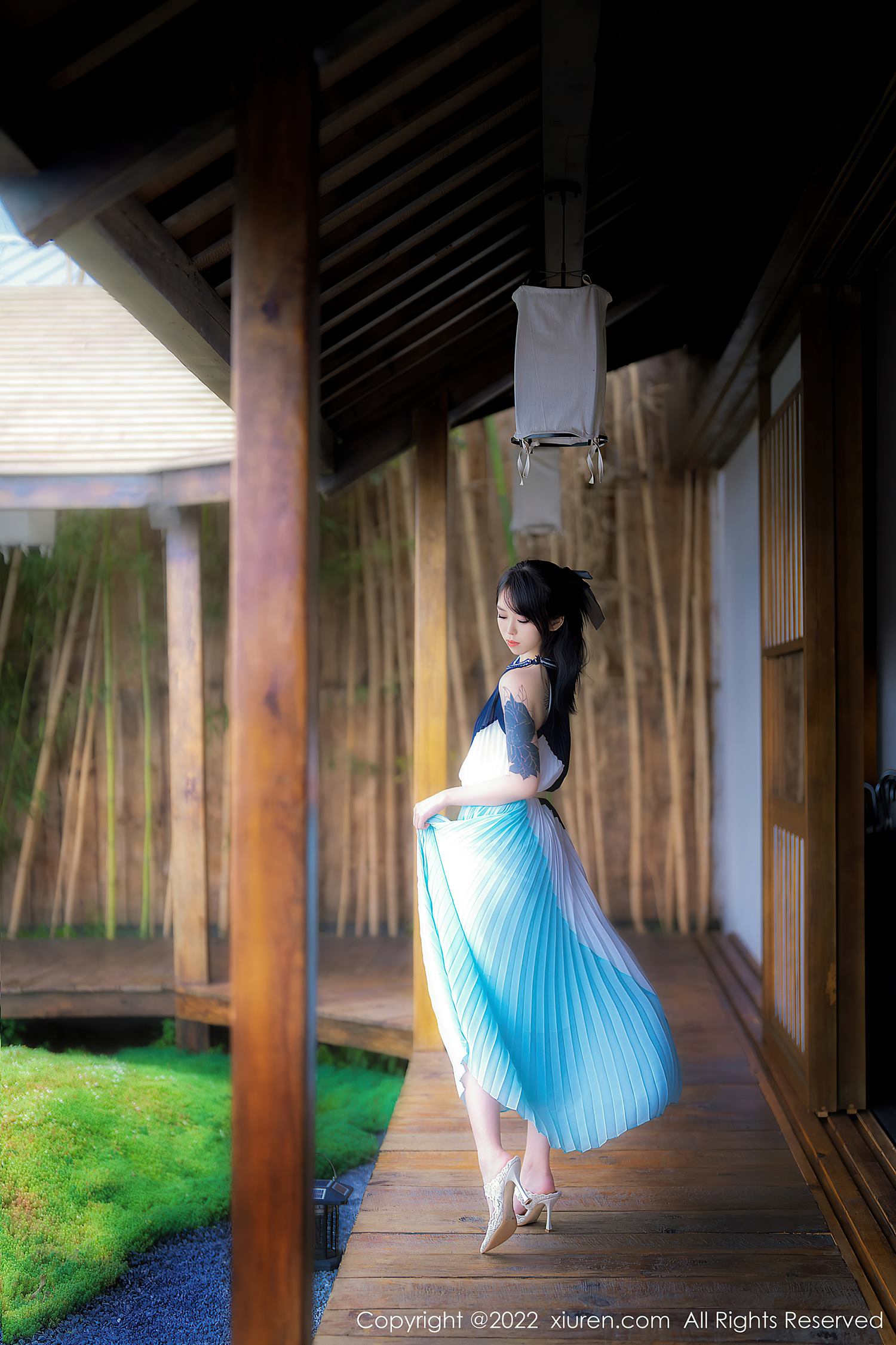 [Xiuren秀人网]2022.07.25 NO.5327 奶瓶[53+1P/517MB]