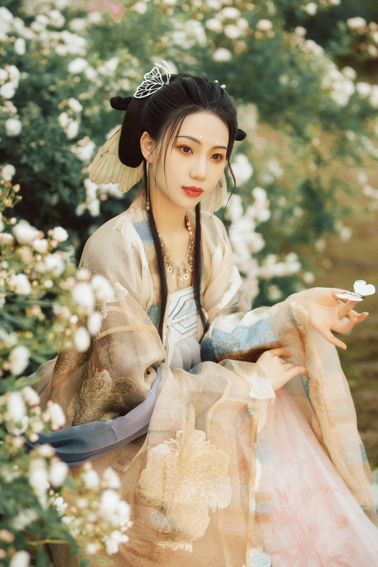 [YITUYU艺图语] 2021.08.23 侍神令·八彩 牧牧 [26P/308MB]