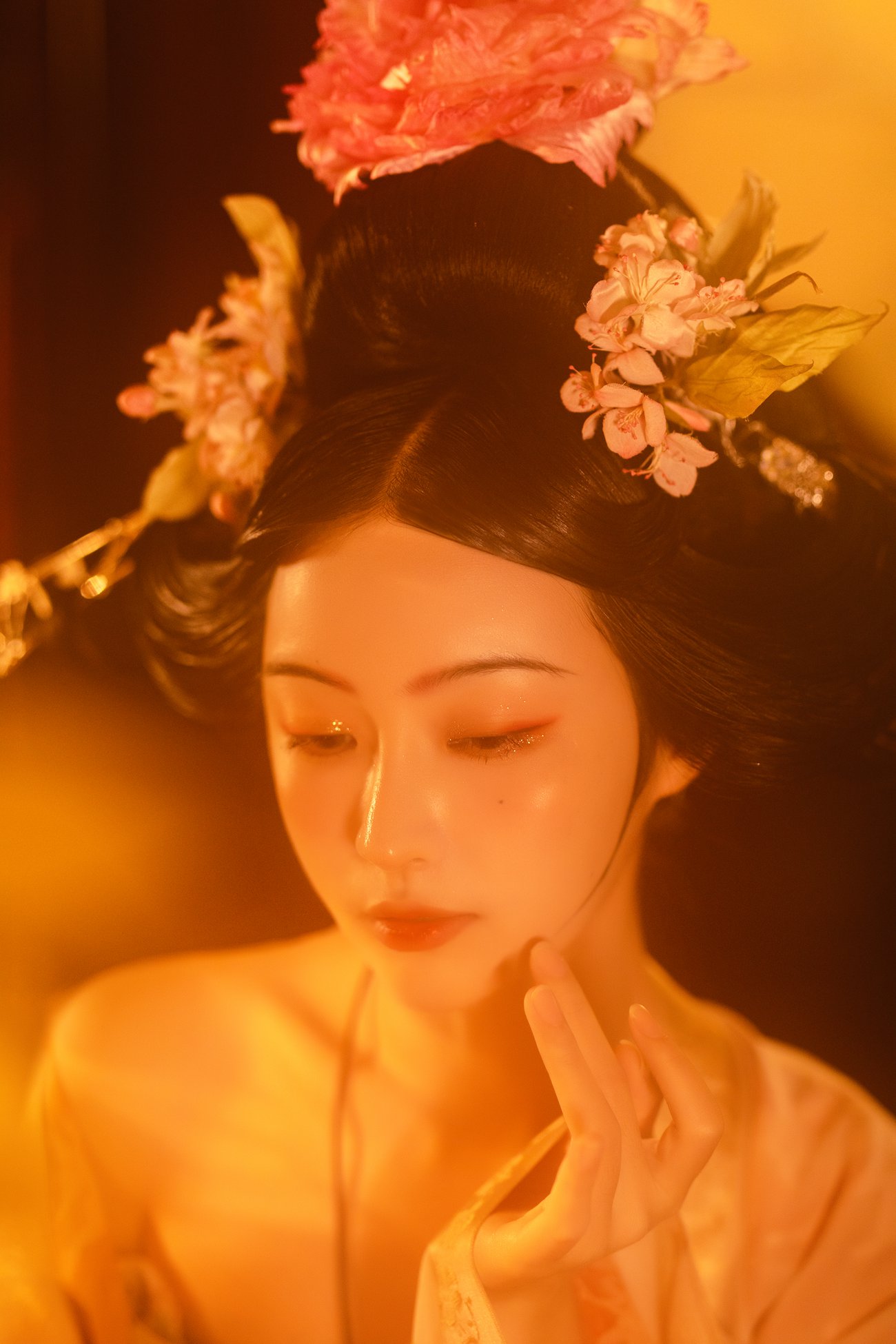 [YITUYU艺图语] 2021.08.30 藏娇 兰因 [24P/611MB]