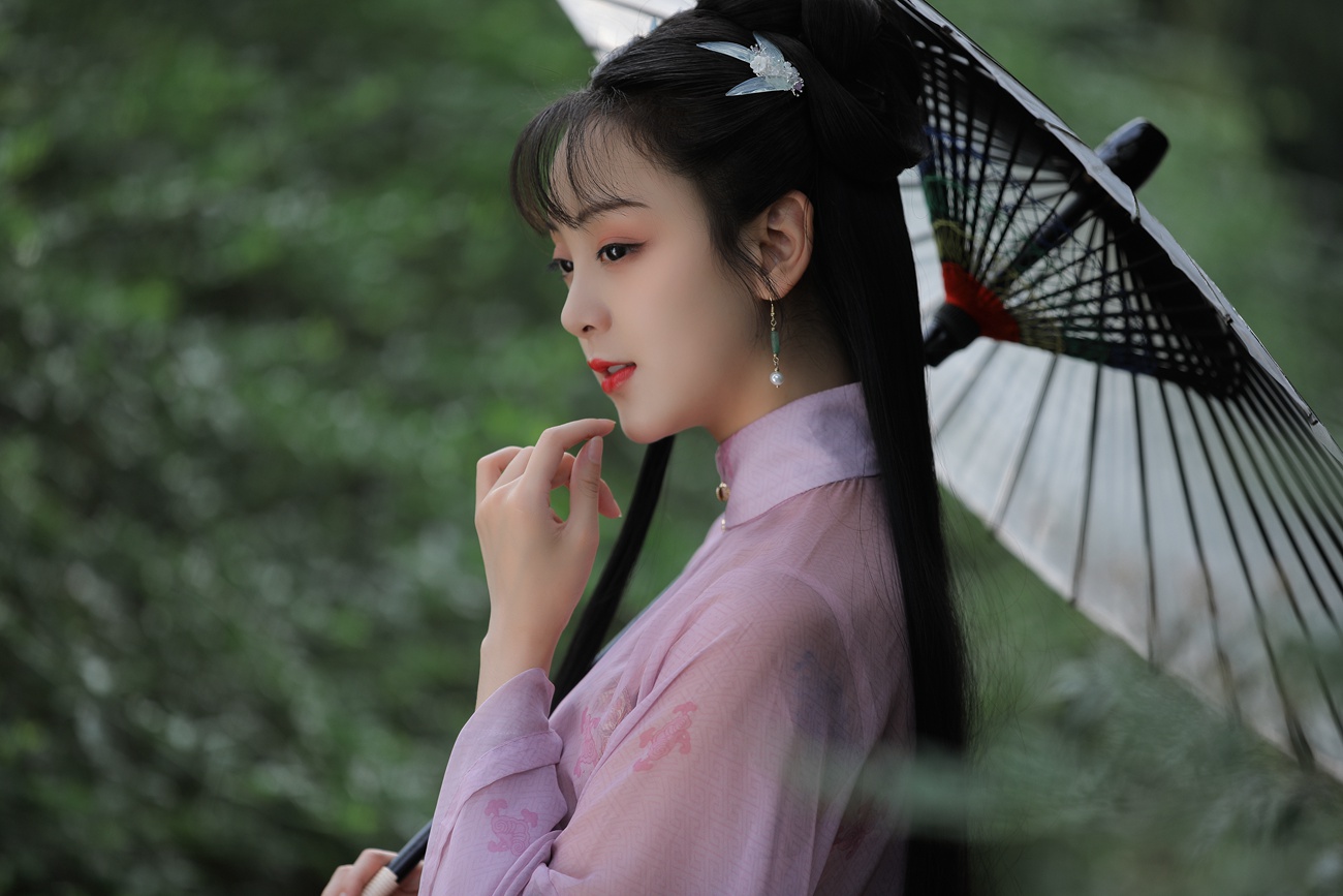 [YITUYU艺图语] 2021.08.25 春来弱柳新 煜月 [31P/644MB]