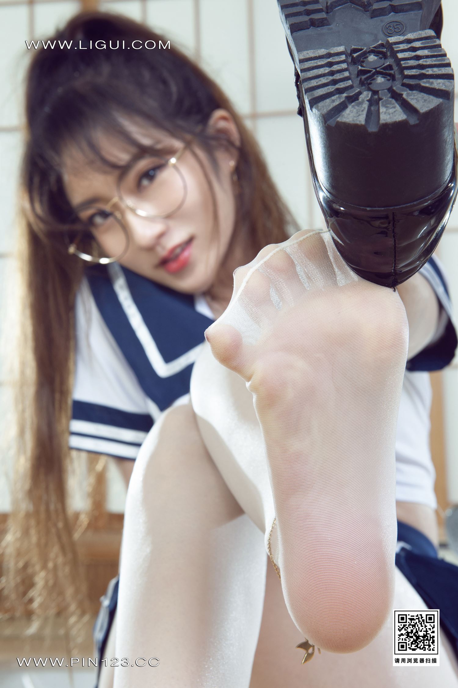 [Ligui丽柜]2022.09.05 香浴丝颜 汐汐[75+1P/78.9MB]