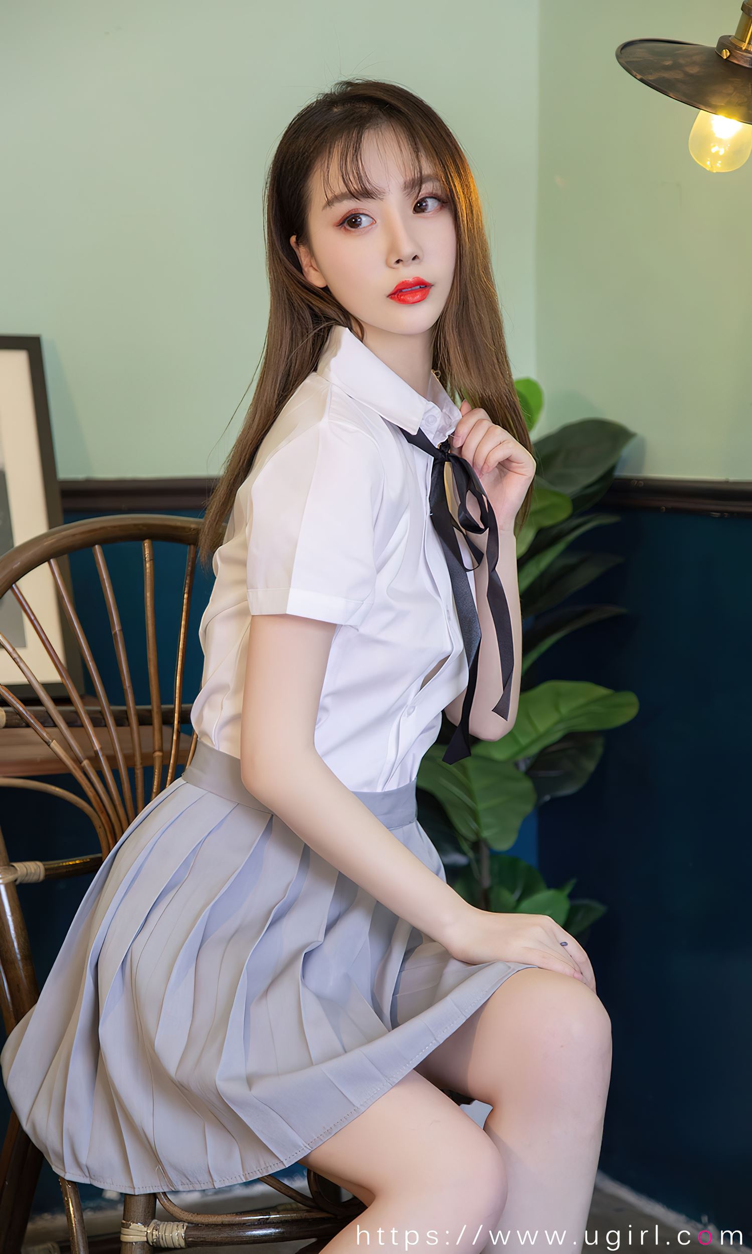 [爱尤物]2022 NO.2381 徐肉肉 少女甜[35P/78.5MB]