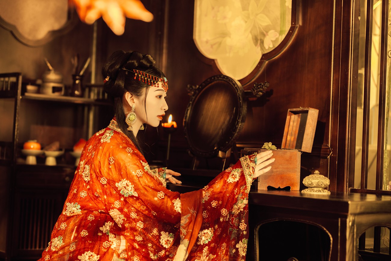 [YITUYU艺图语] 2021.09.07 红鸾星动 白糖蘸豆花 [21P409MB]