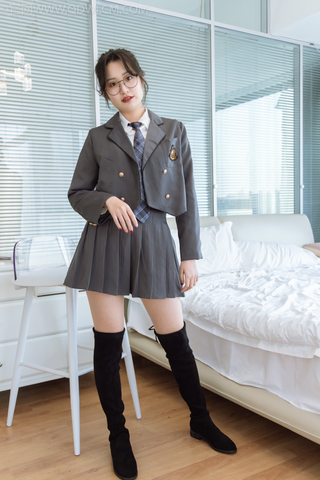 物恋传媒 NO.1157 小敏-雨中的伞[140P/1V/4.08GB]