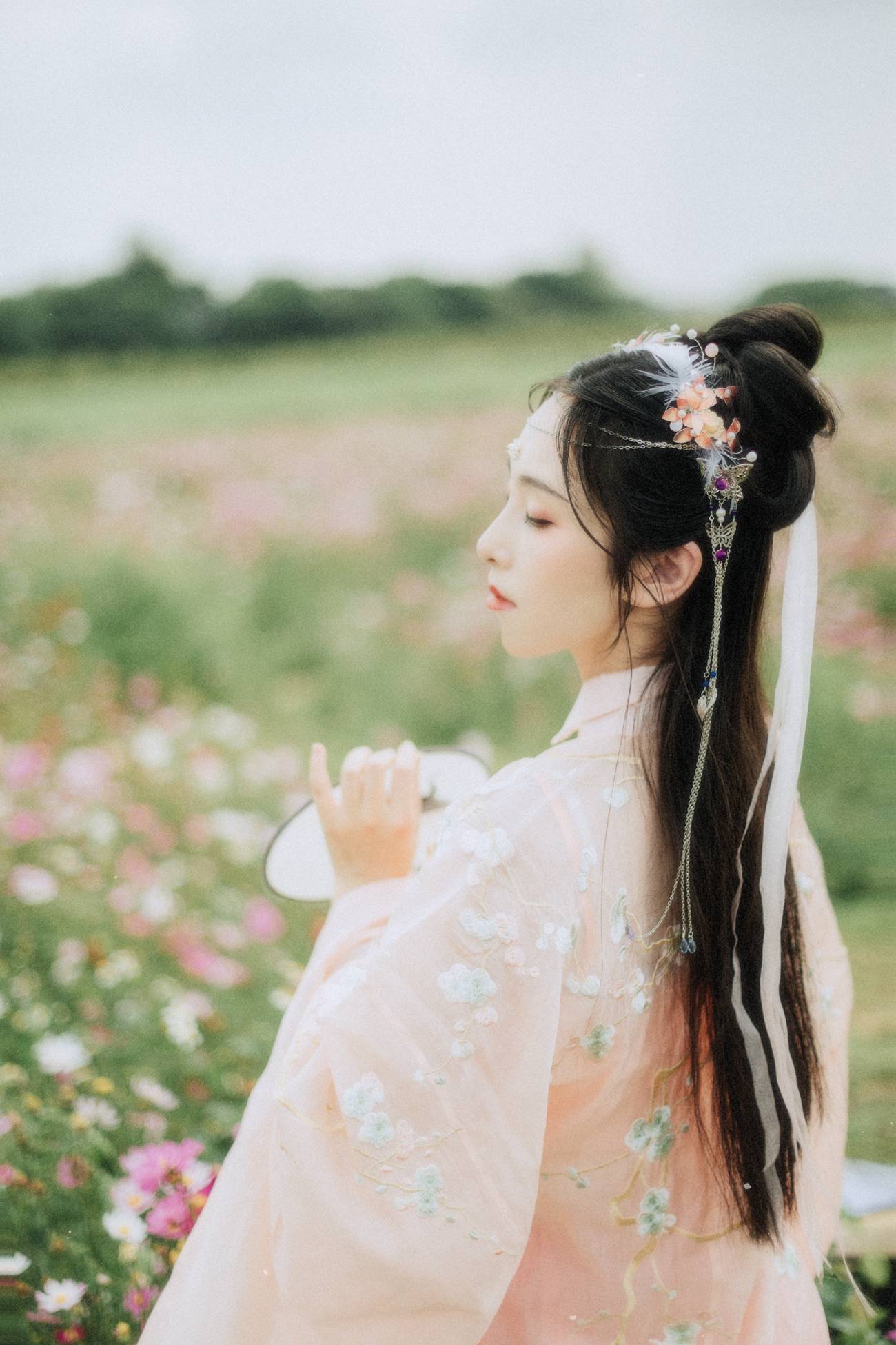 [YITUYU艺图语] 2021.09.03 繁花孤影 茶茶 [24P/280MB]
