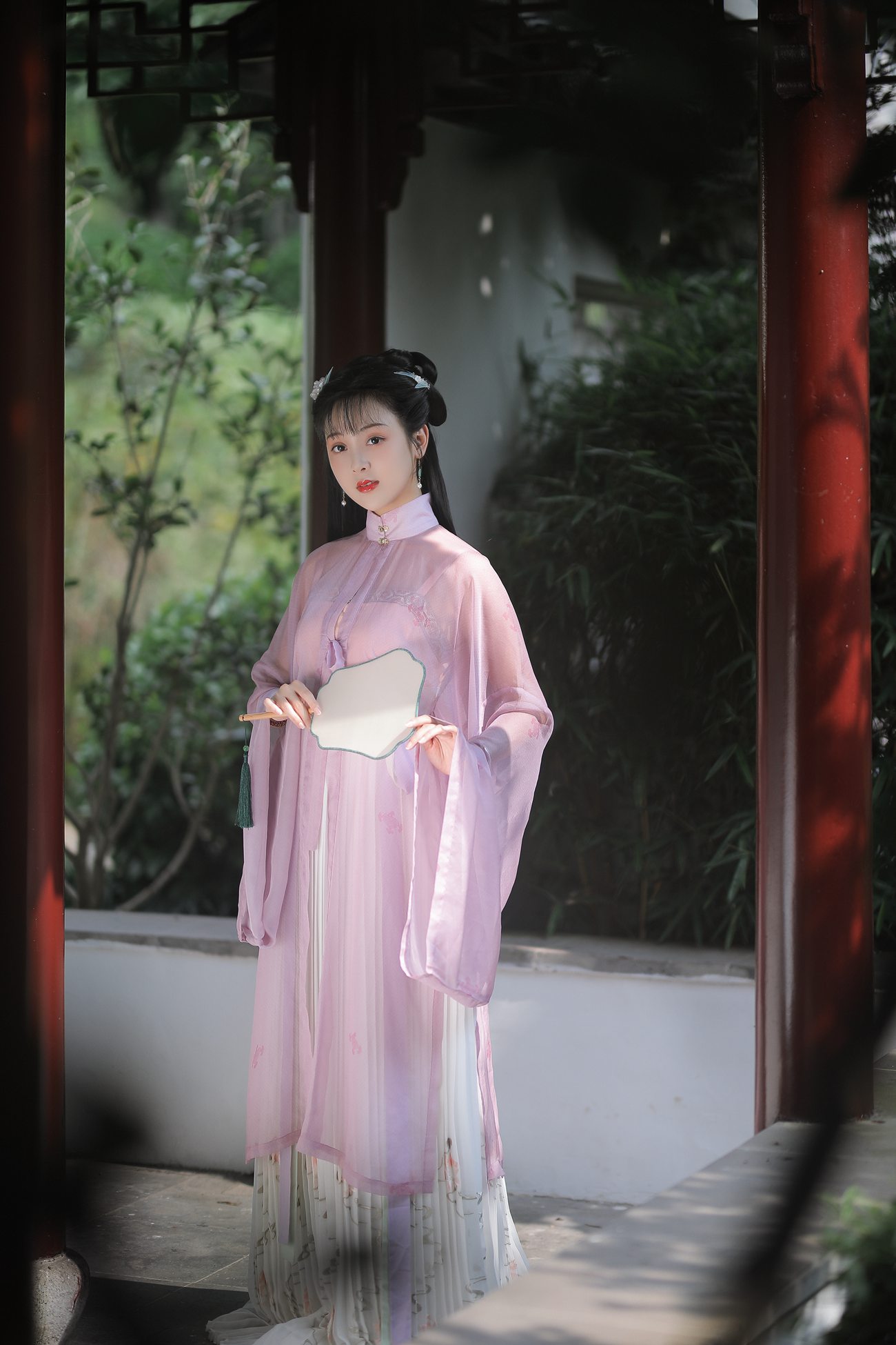 [YITUYU艺图语] 2021.08.25 春来弱柳新 煜月 [31P/644MB]