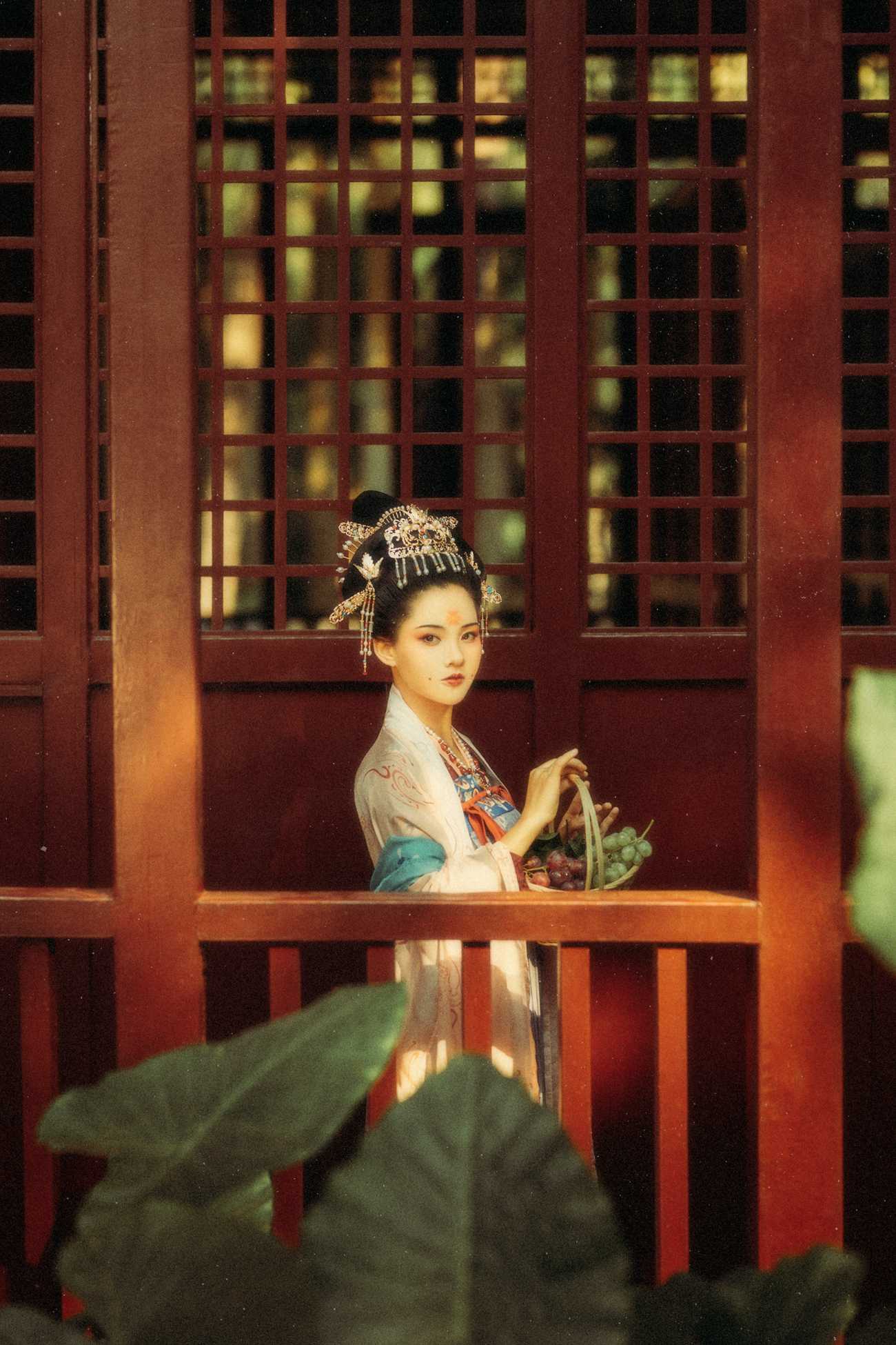 [YITUYU艺图语] 2021.08.27 花想容 媛媛 [27P/364MB]