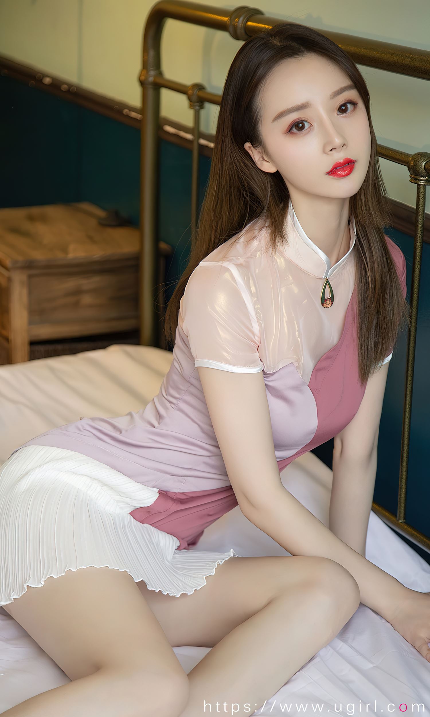 [爱尤物]2022 NO.2381 徐肉肉 少女甜[35P/78.5MB]