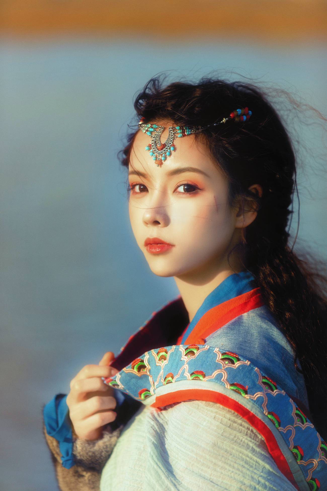 [YITUYU艺图语] 2021.08.20 东宫—蓝色小枫 赵瑞洁_ez [27P/691MB]