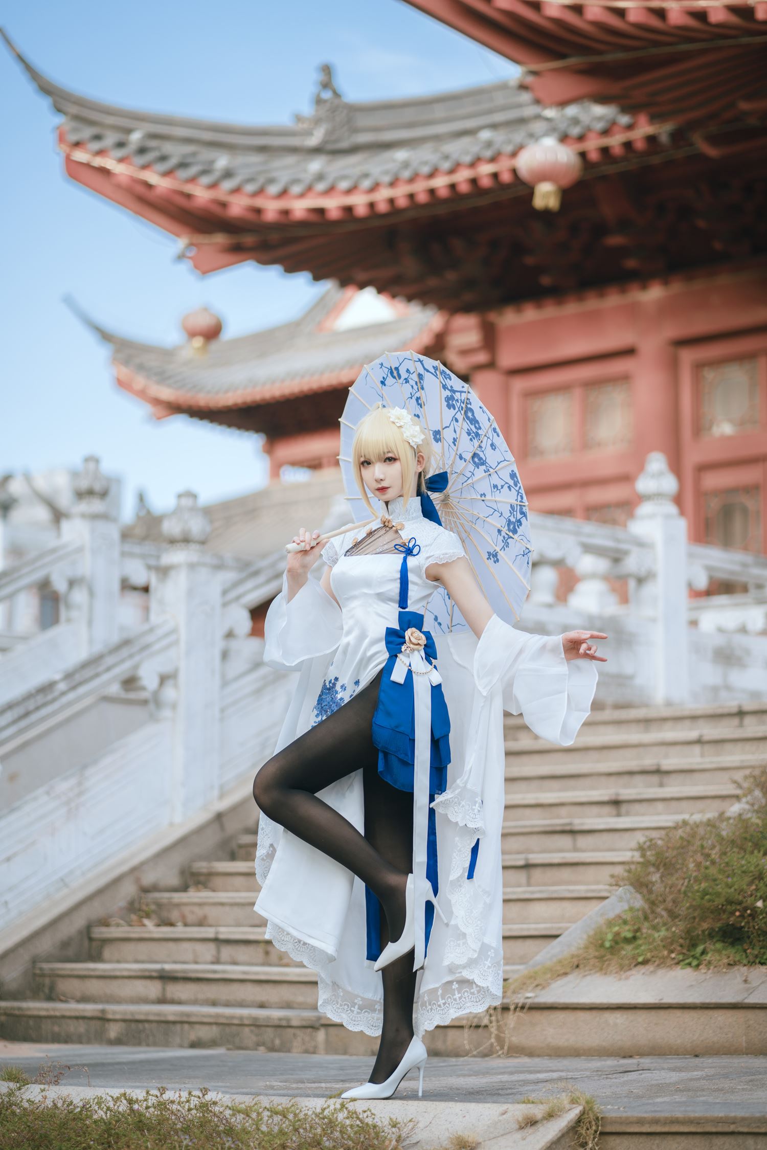 网紅Coser@封疆疆v Saber旗袍 [34P/367MB]