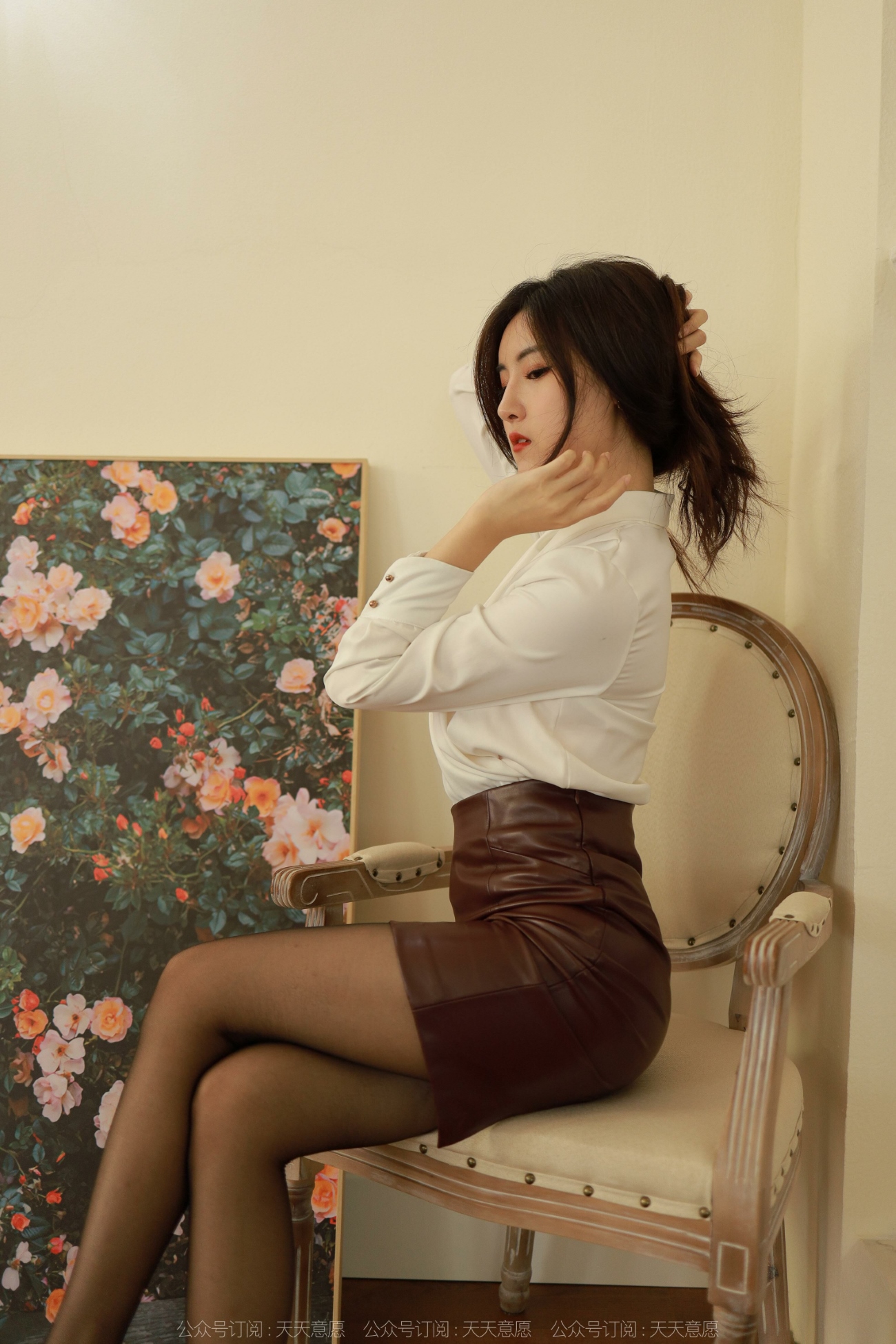 [IESS异思趣向] 耽丝 220715小宝 画中仙子 [93P/110MB]