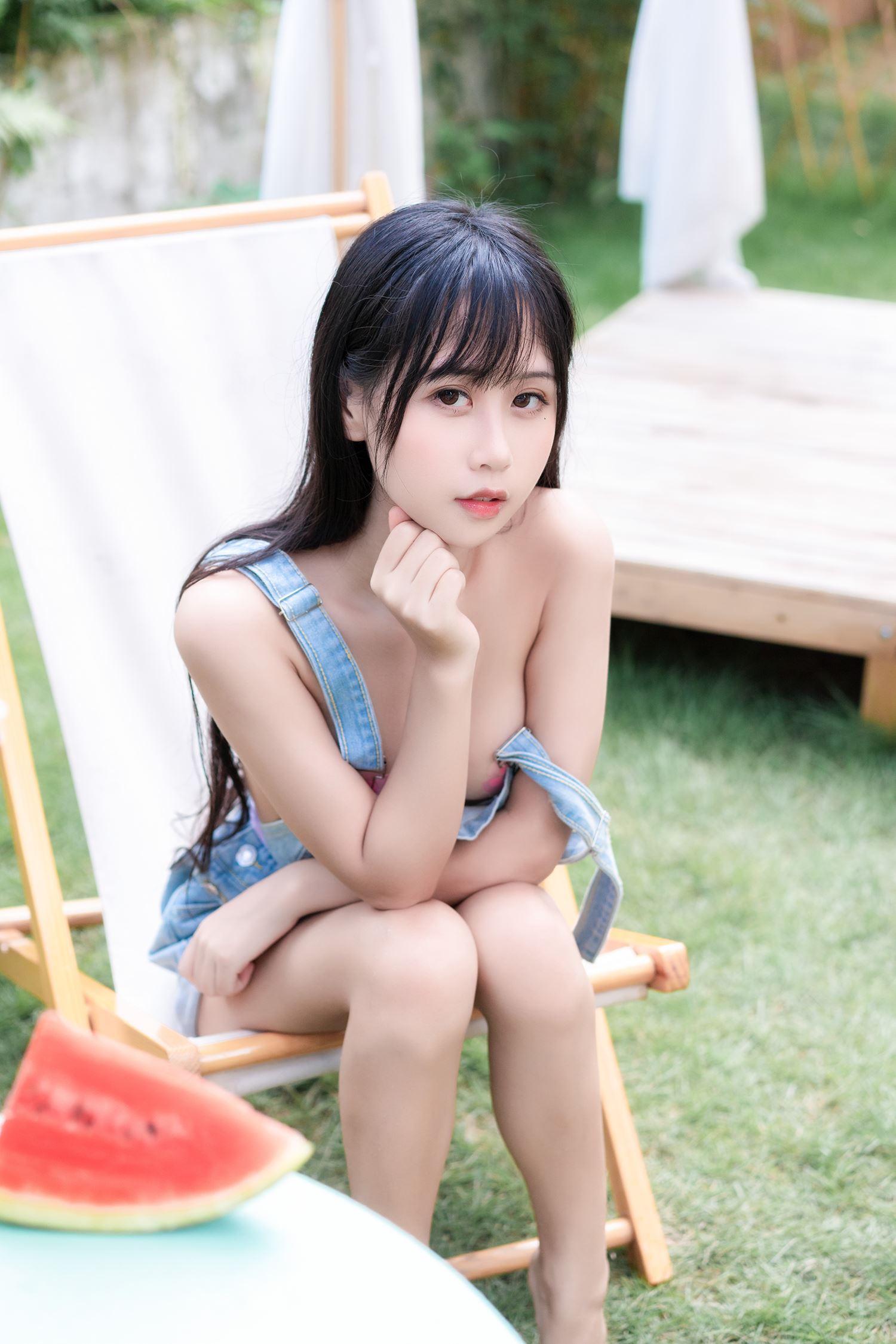 微博网紅妹纸@萌芽儿o0 西瓜与夏天 [33P/331MB]