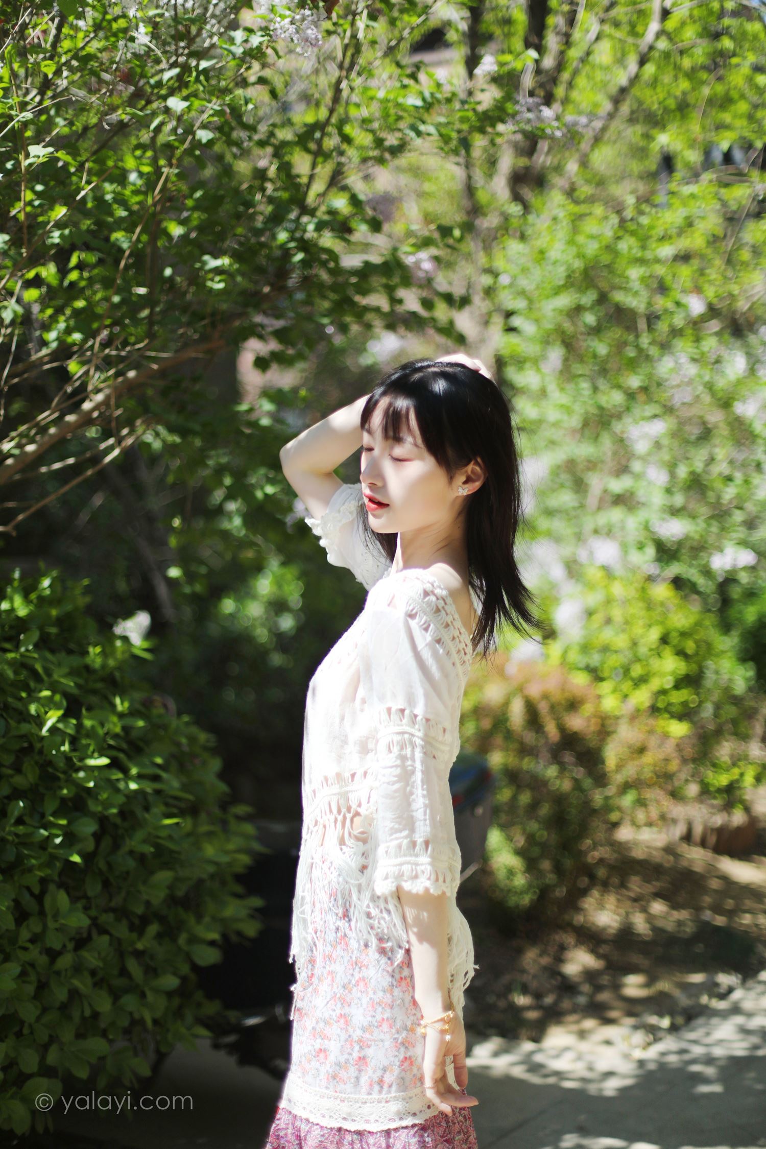 [YALAYI雅拉伊]2022.09.22 NO.975 光晕 京京[42+1P/268MB]