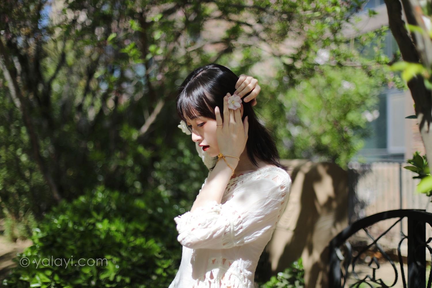 [YALAYI雅拉伊]2022.09.22 NO.975 光晕 京京[42+1P/268MB]