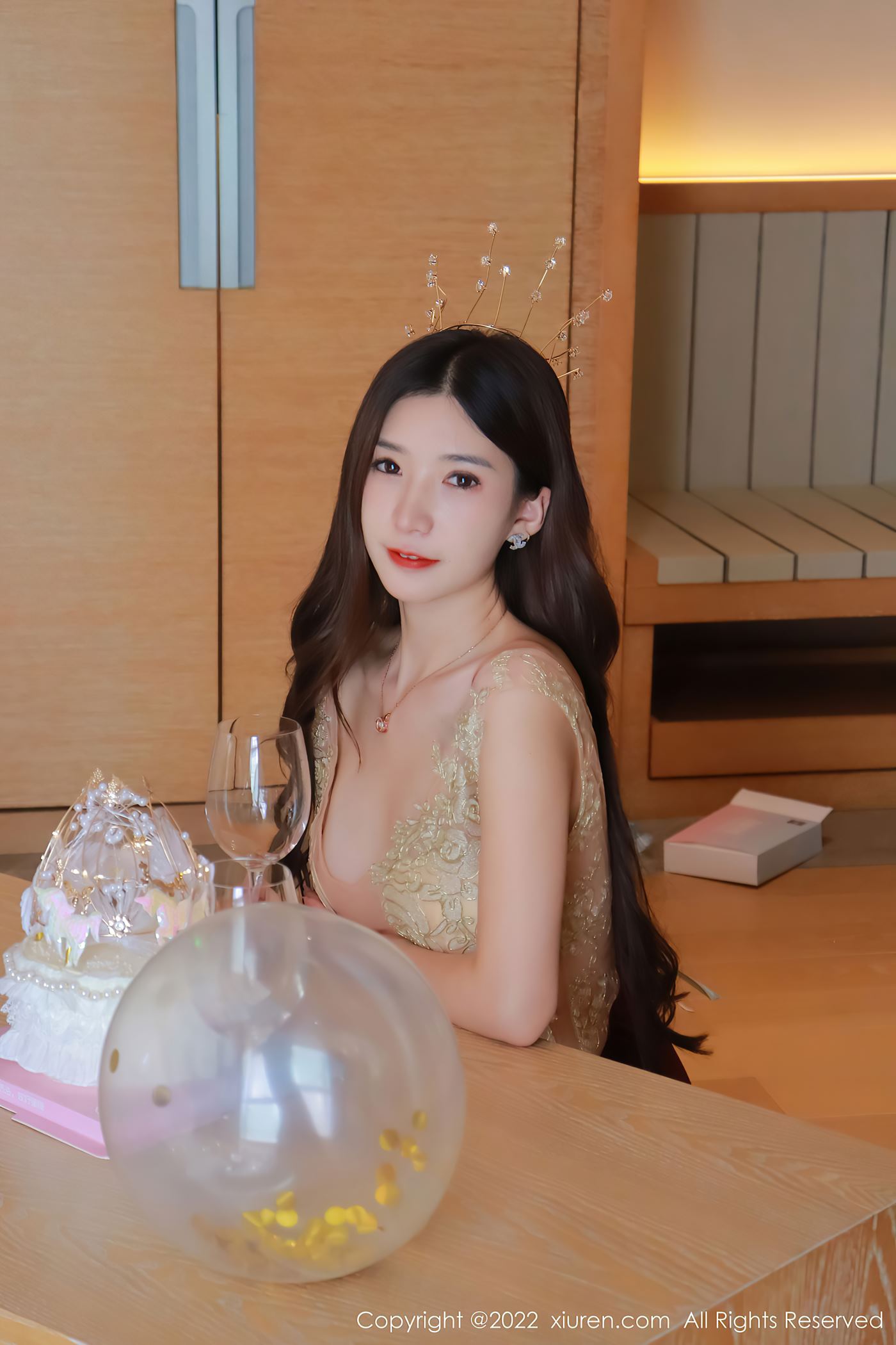 [Xiuren秀人网]2022.08.12 NO.5427 Hebe韩心雨[52+1P/584MB]