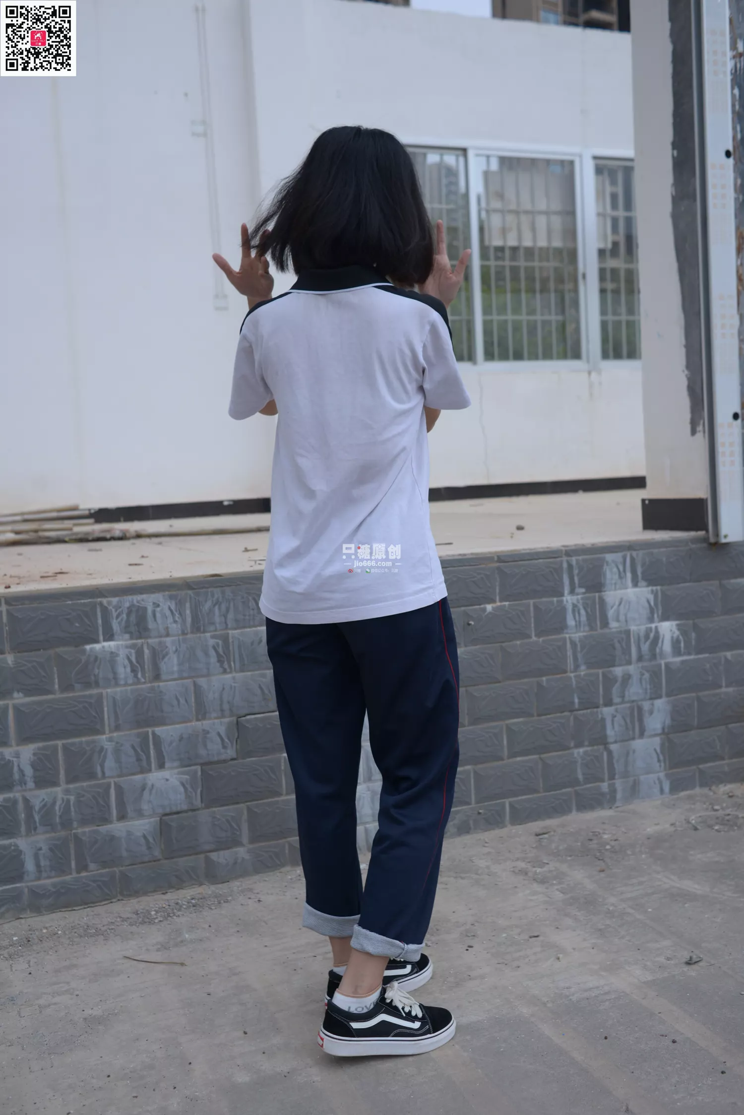 [只糖棉袜]NO.540 悠悠 嘴角上扬的小窃喜[145P/1V/932MB]