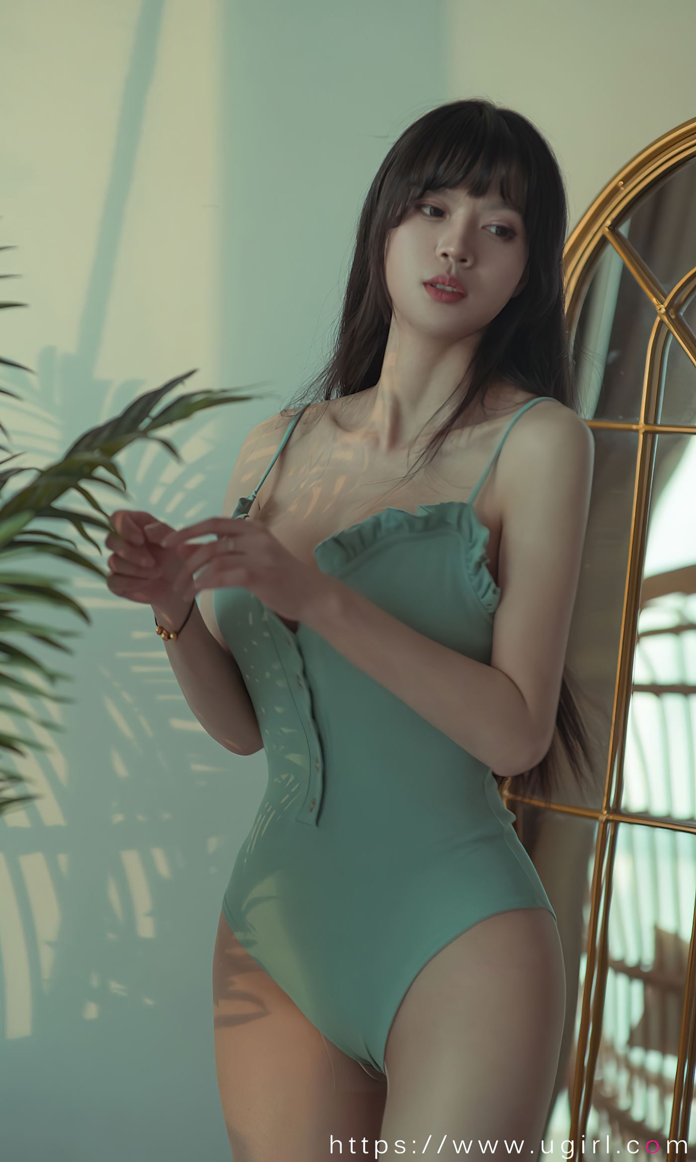 [爱尤物]2022 NO.2395 桃香子 似水年华[35P/58.8MB]