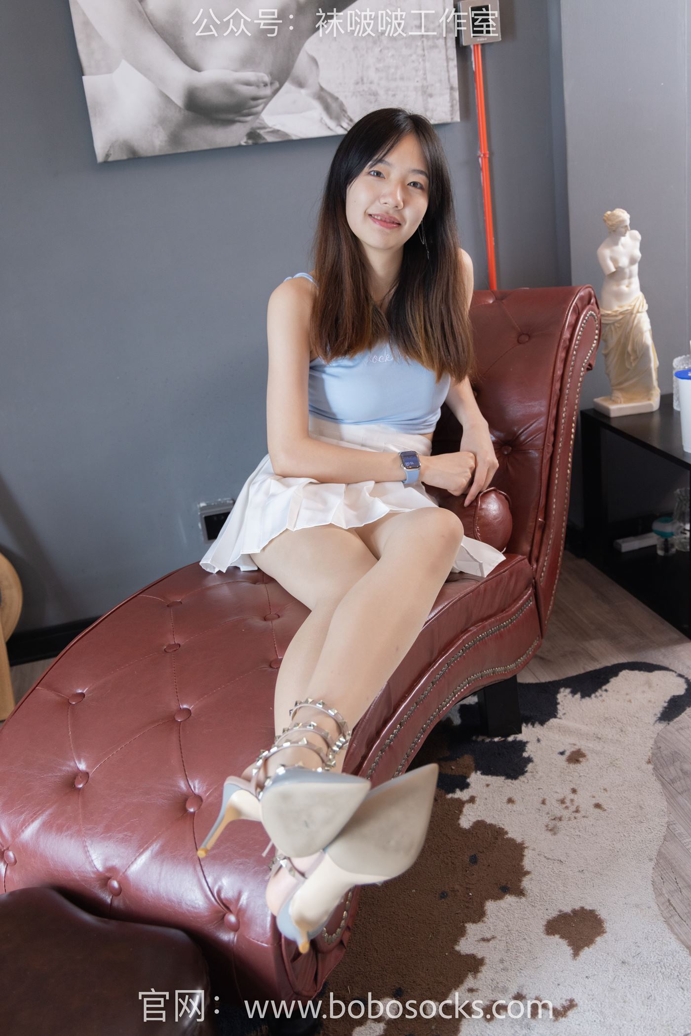 [BoBoSocks袜啵啵]NO.126 小甜豆-华伦天奴高跟鞋、肉丝[141P/1V/6.29GB]