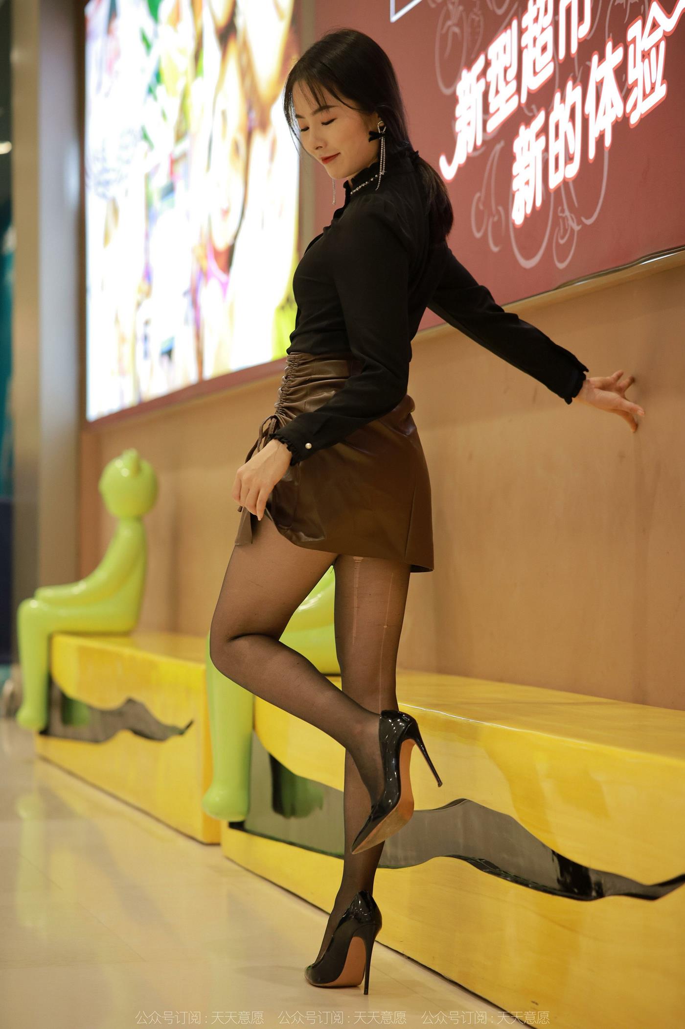 [IESS异思趣向] 2022.05.12 丝享家1086：小金《嘿丝逛街》[83P/104MB]