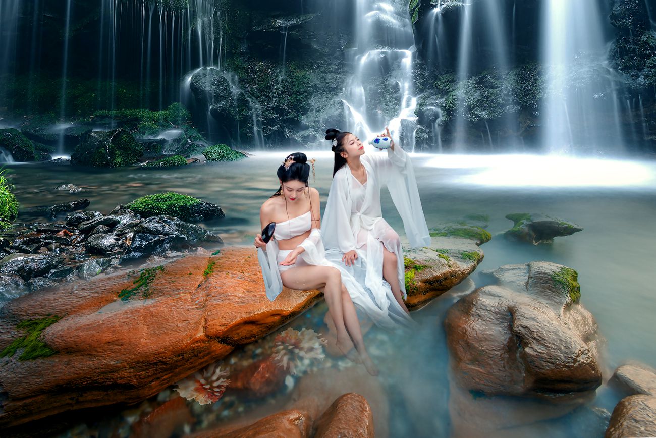 酒酒老师 - 春日肉丝的小清新 1[21P/47MB]