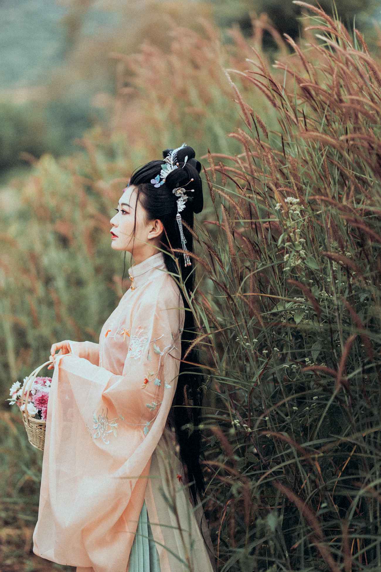 miko酱ww 护士姐姐 [26P/1V/231MB]