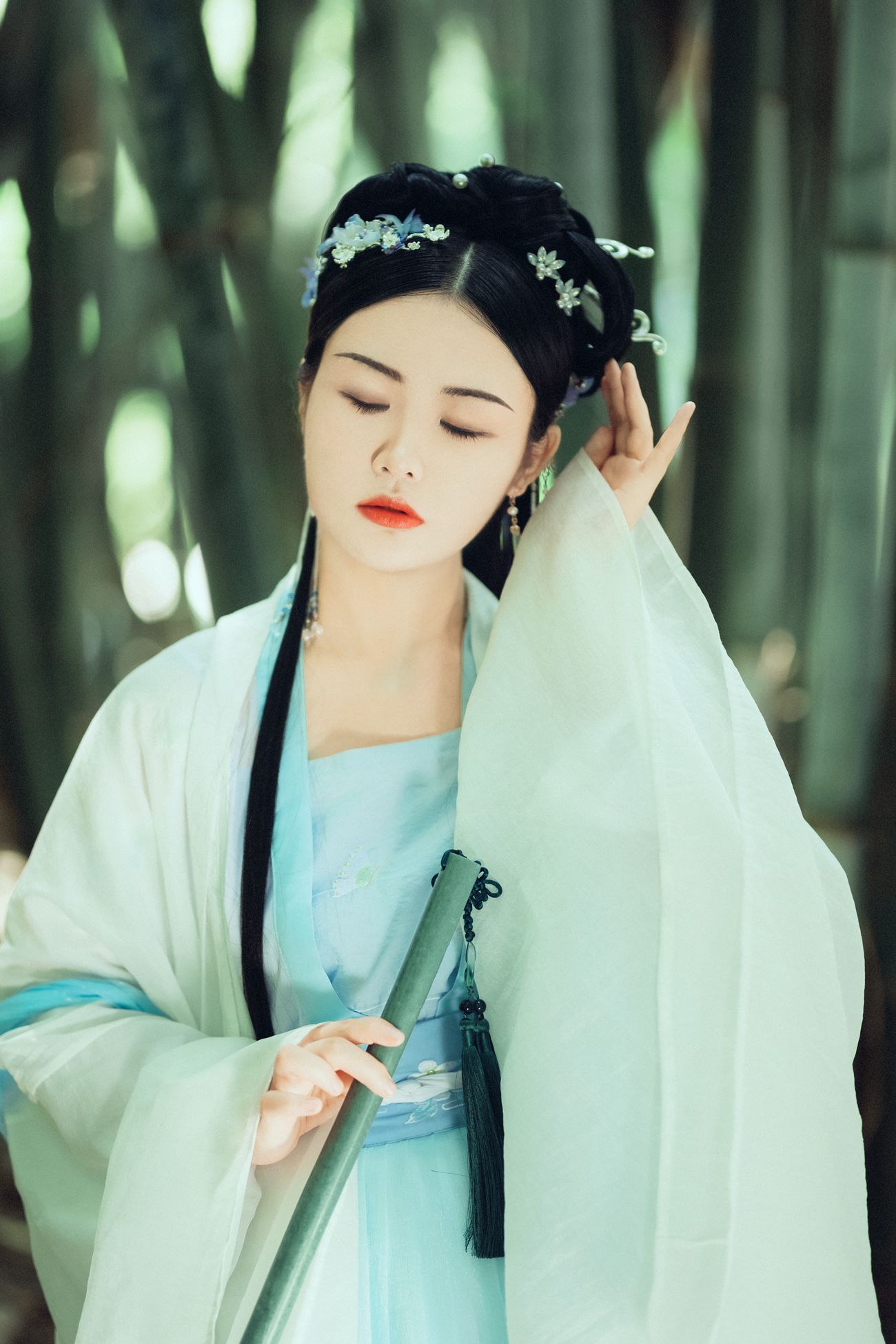 [YITUYU艺图语] 2021.09.28 竹林深处 mendy [24P/359MB]