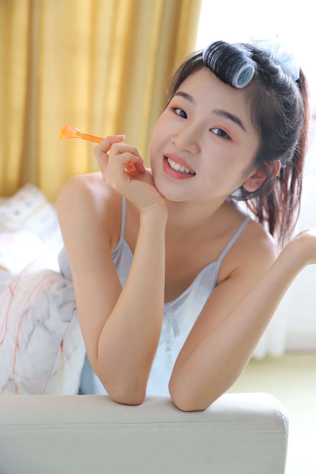 [YITUYU艺图语] 2021.09.17 蛋糕的味道 果果 [23P/123MB]
