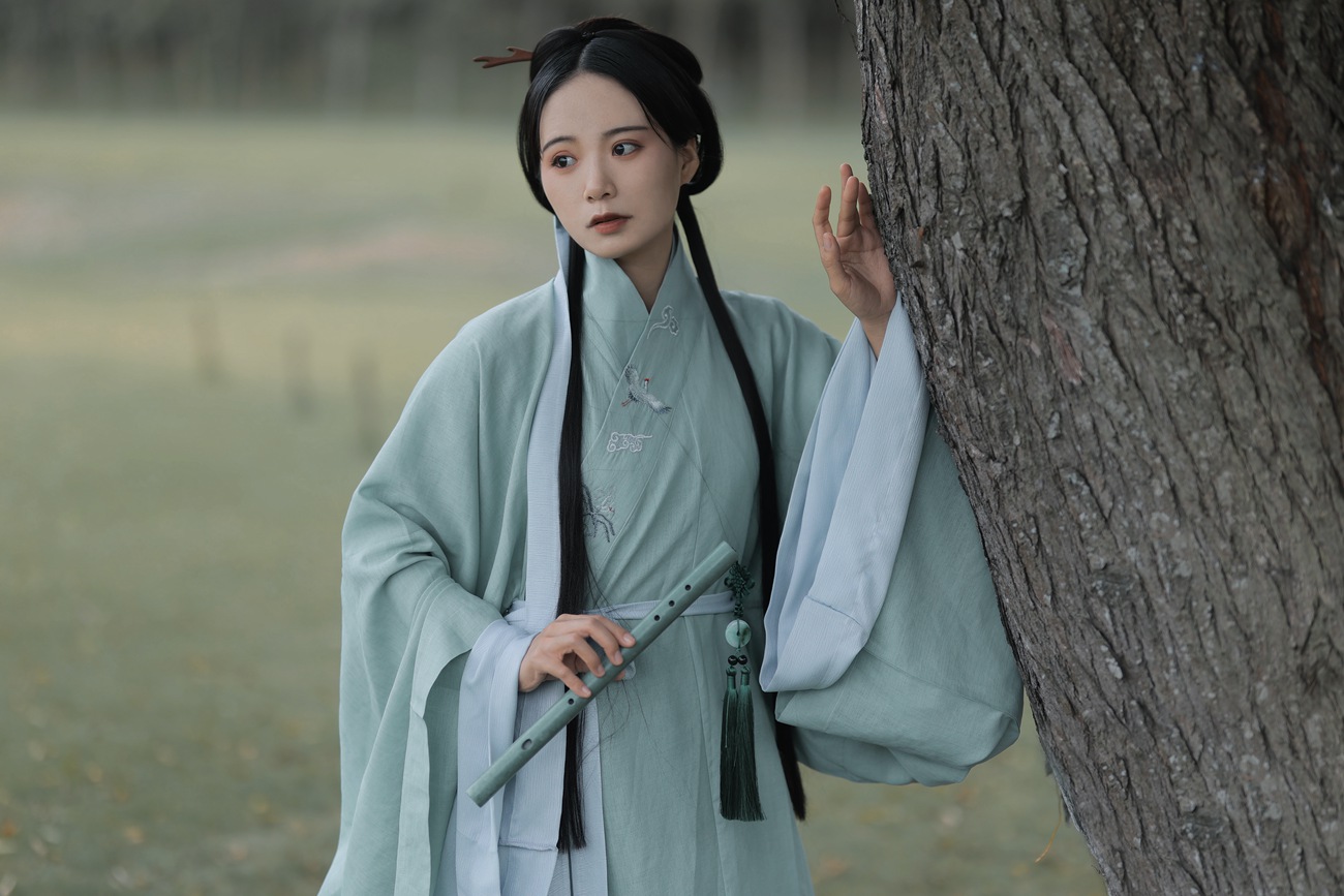 [YITUYU艺图语] 2021.10.08 山中抚琴 小白 [25P/298MB]