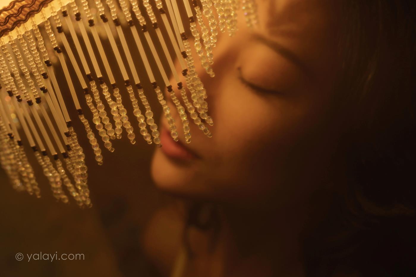 [YALAYI雅拉伊]2022.10.12 NO.979 她是谁 何嘉颖[56+1P/639MB]