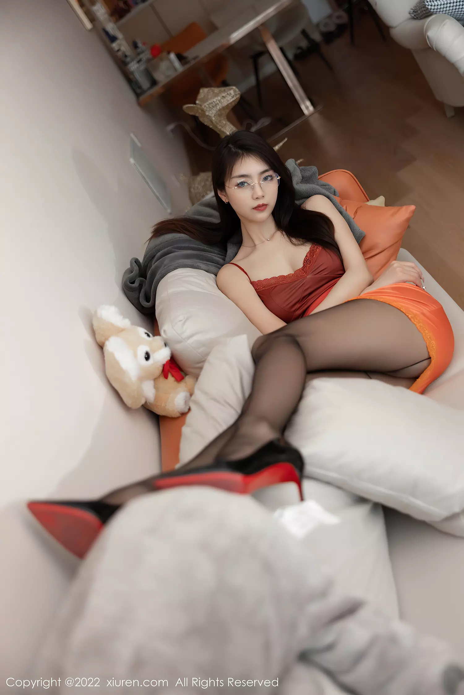 [Xiuren秀人网]2022.08.03 NO.5378 可樂Vicky[50+1P/492MB]