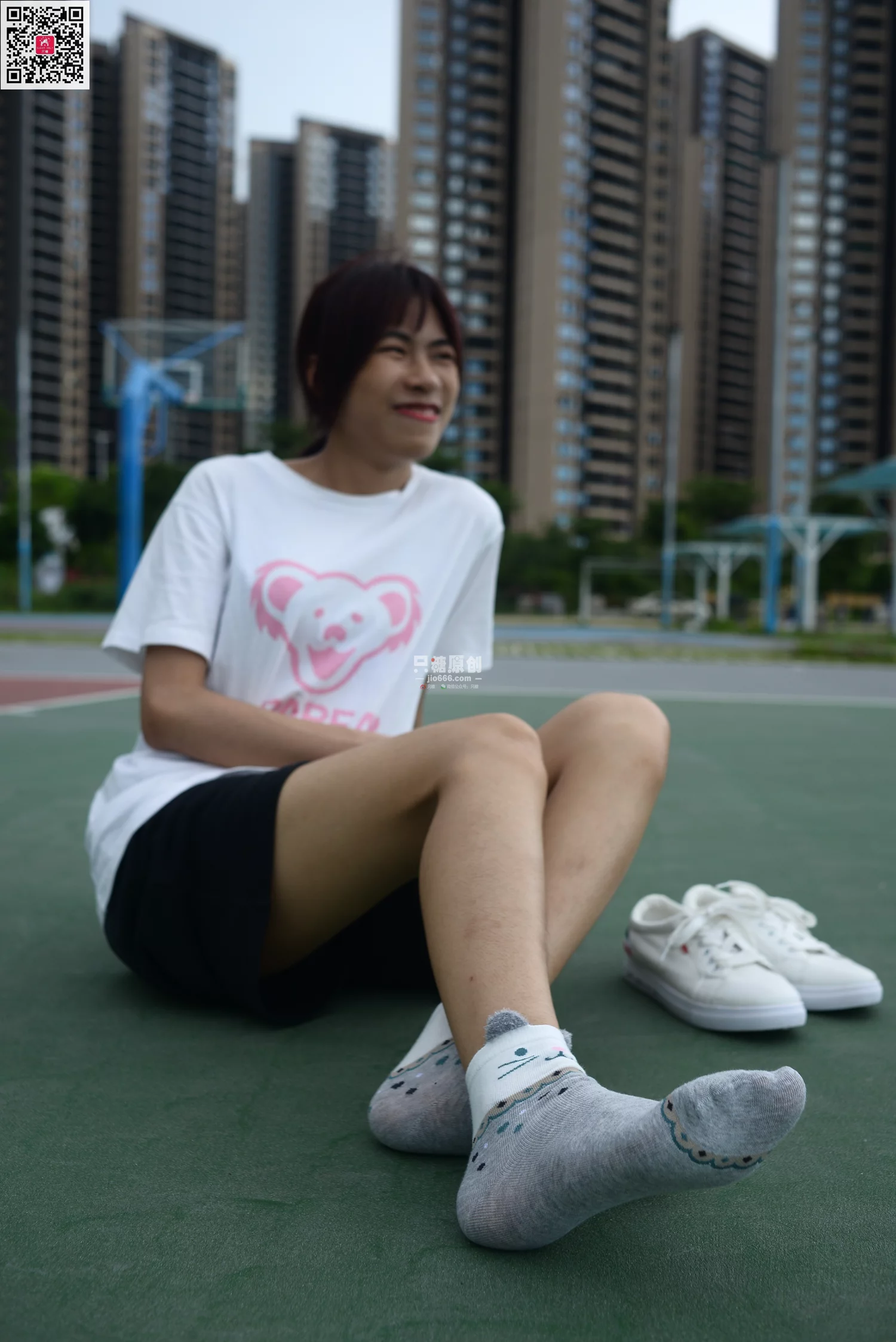 [只糖原创]NO.545 懒懒 疲惫生活中总要有些温暖梦想[148P/1V/924MB]